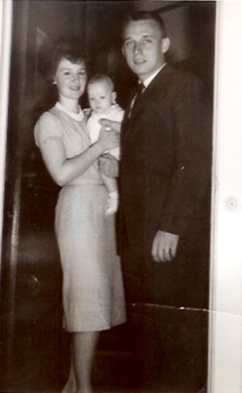 Martin and Elaine Schreiber with daughter